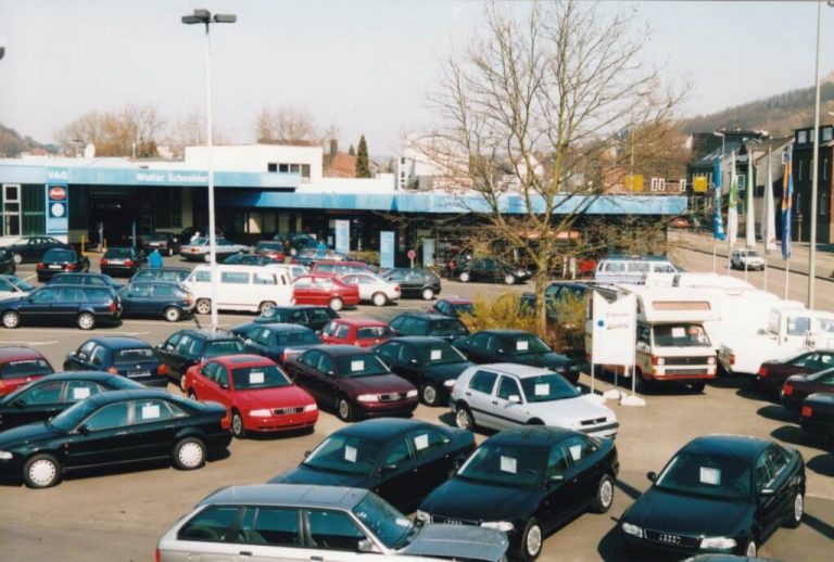 1998 - Neubau Nutzfahrzeugservice, Gebrauchtwagen-Instandsetzung und Erweiterung Teiledienst.